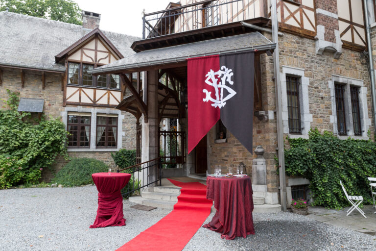 Château, Château, Château!